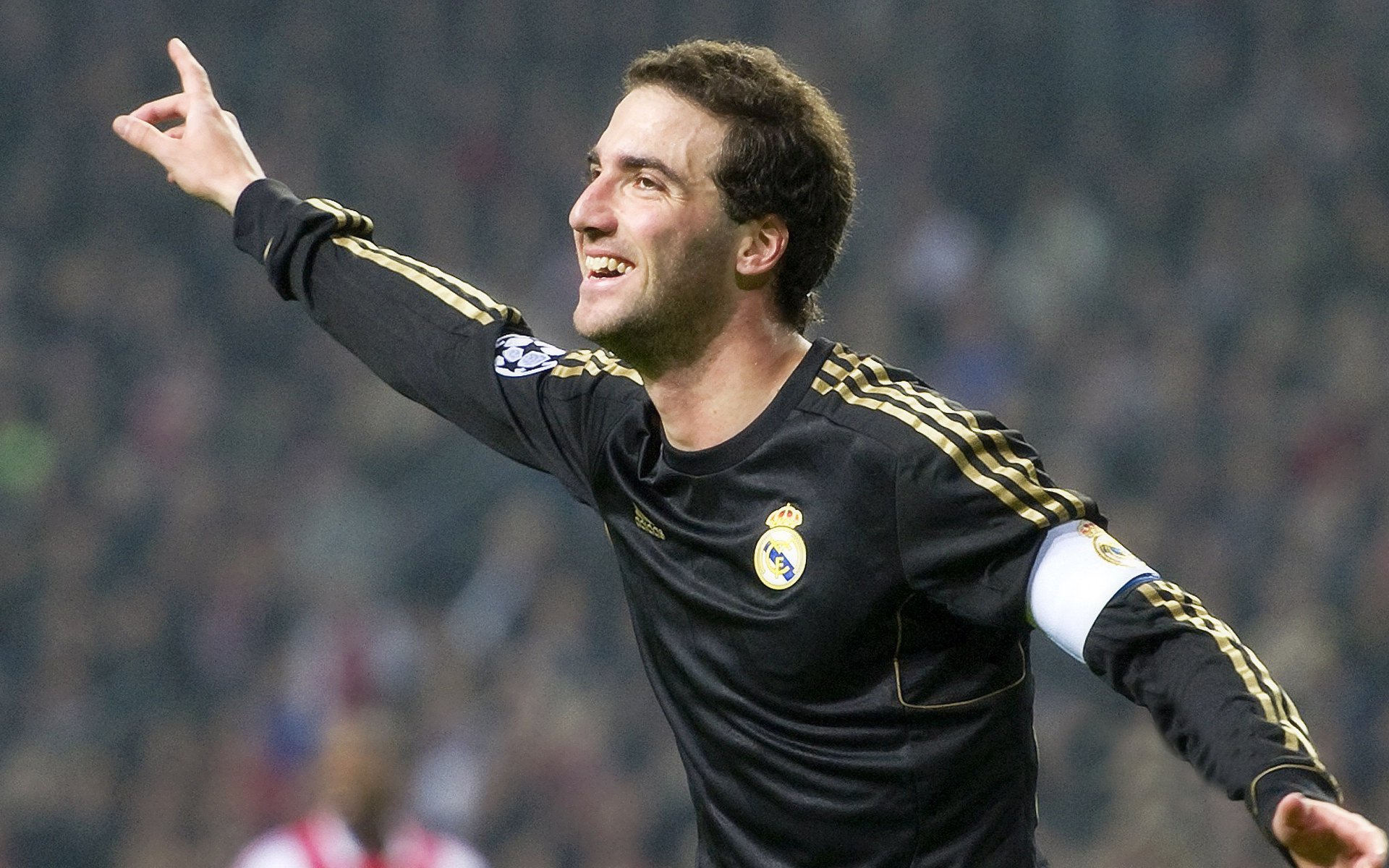 爱游戏中国官方网站平台-体育新闻中心幕后花絮揭秘，体育新闻报道栏目